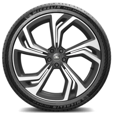 Michelin Pilot Sport 4 SUV Urheiluautonrengas 9 kuva