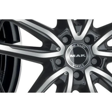 MAK Evo Mercedes Benz Kevytmetallivanteet Oulu 4 image