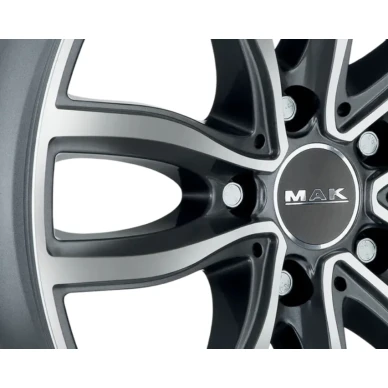 MAK Fahr BMW Designvanteet 2 kuva