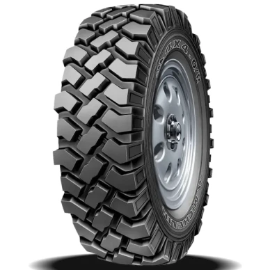 Michelin 4X4 OR XZL maastorengas autoon 1 image