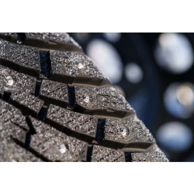 Nokian+Tyres+Hakkapeliitta+01+12 kuva